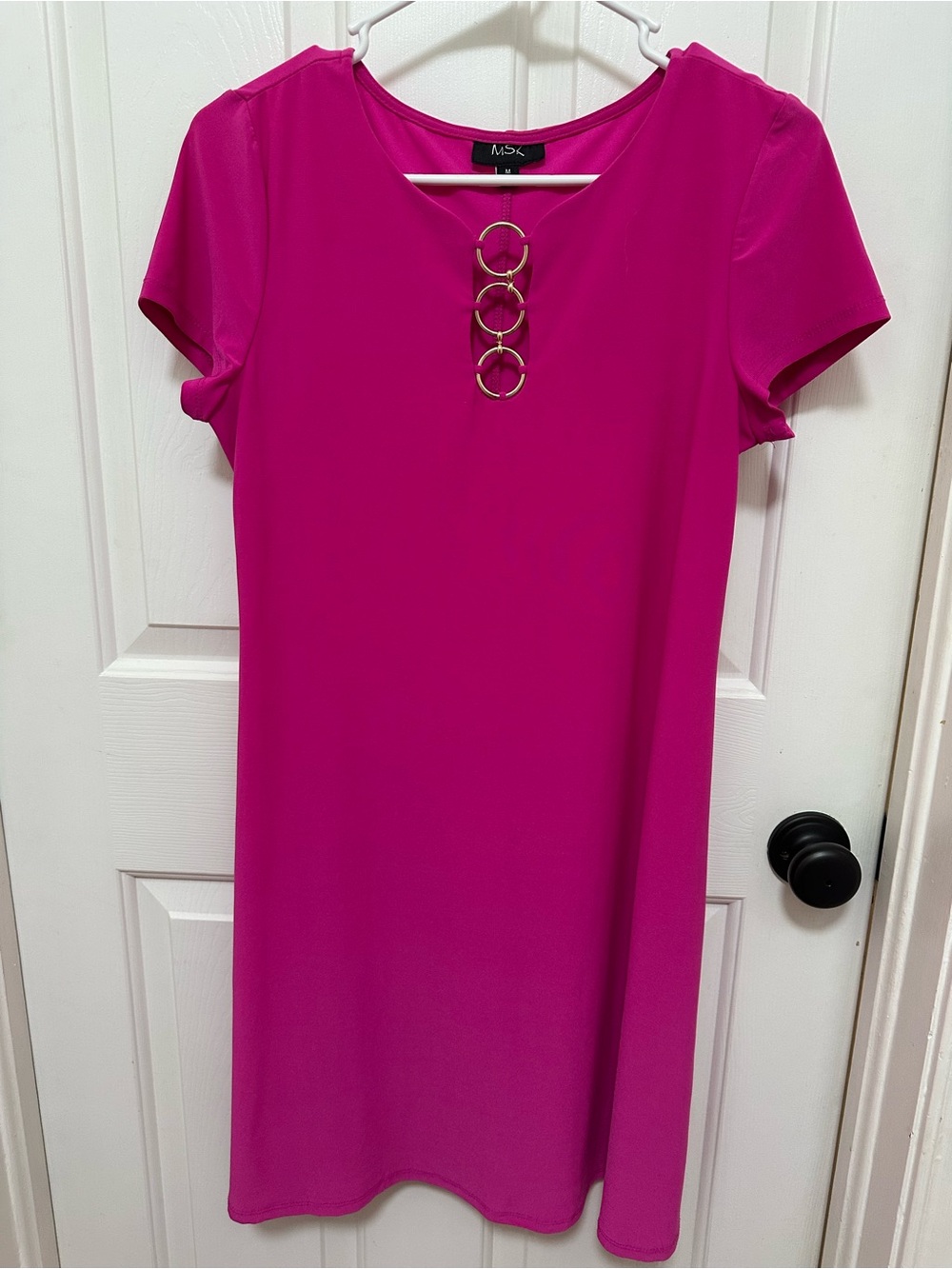 0309 MSK Fuchsia Midi Shift Dress with Gold Ring Detail size medium